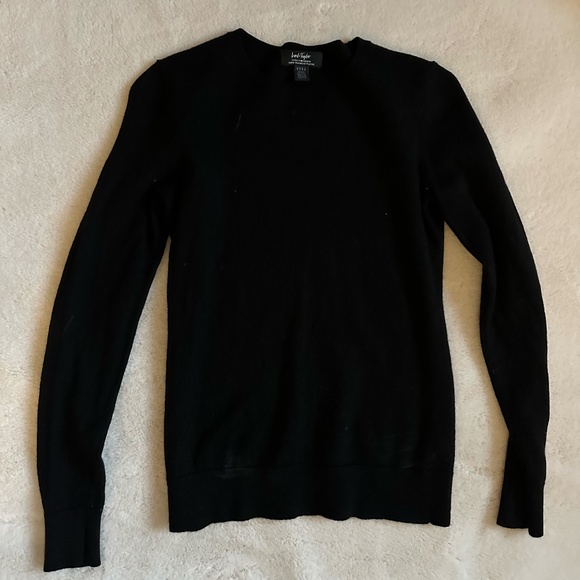 Lord & Taylor Black Sweater - Picture 1 of 1